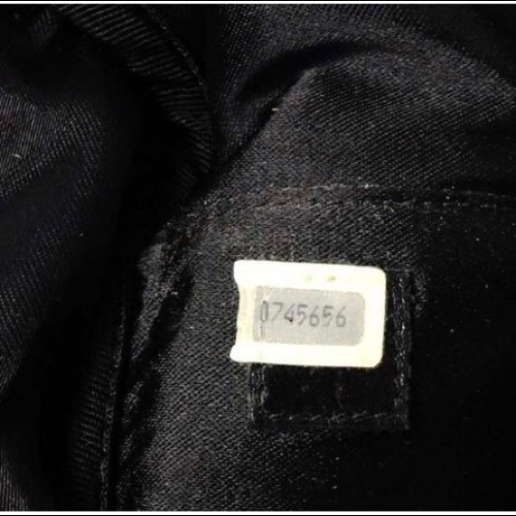 Vintage CHANEL XXL size lambskin Boston travel bag - Picture 9 of 10